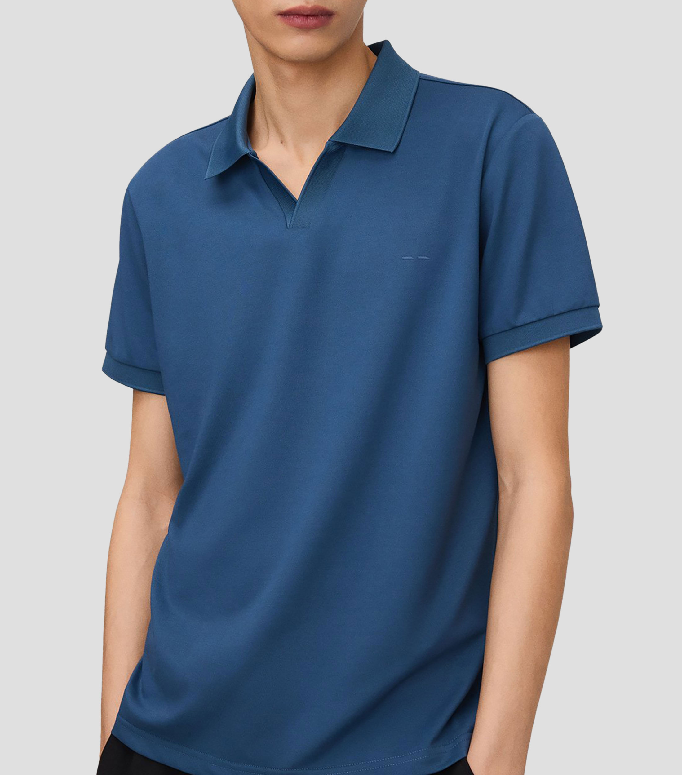 Playera tipo polo con manga corta lisa Hombre